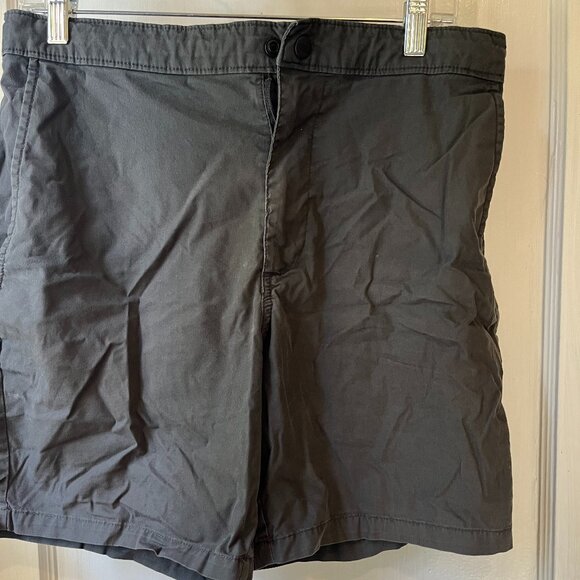 Mens Old Navy Grey Shorts Size M - Picture 1 of 4